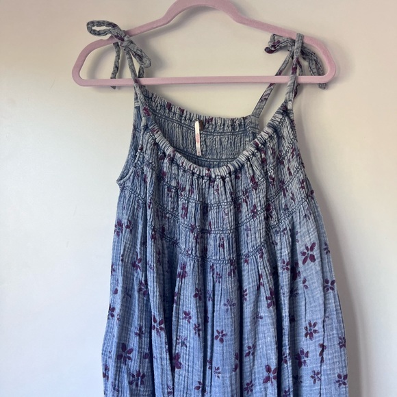 Free people blue/purple floral (denim look) dress - Picture 2 of 5
